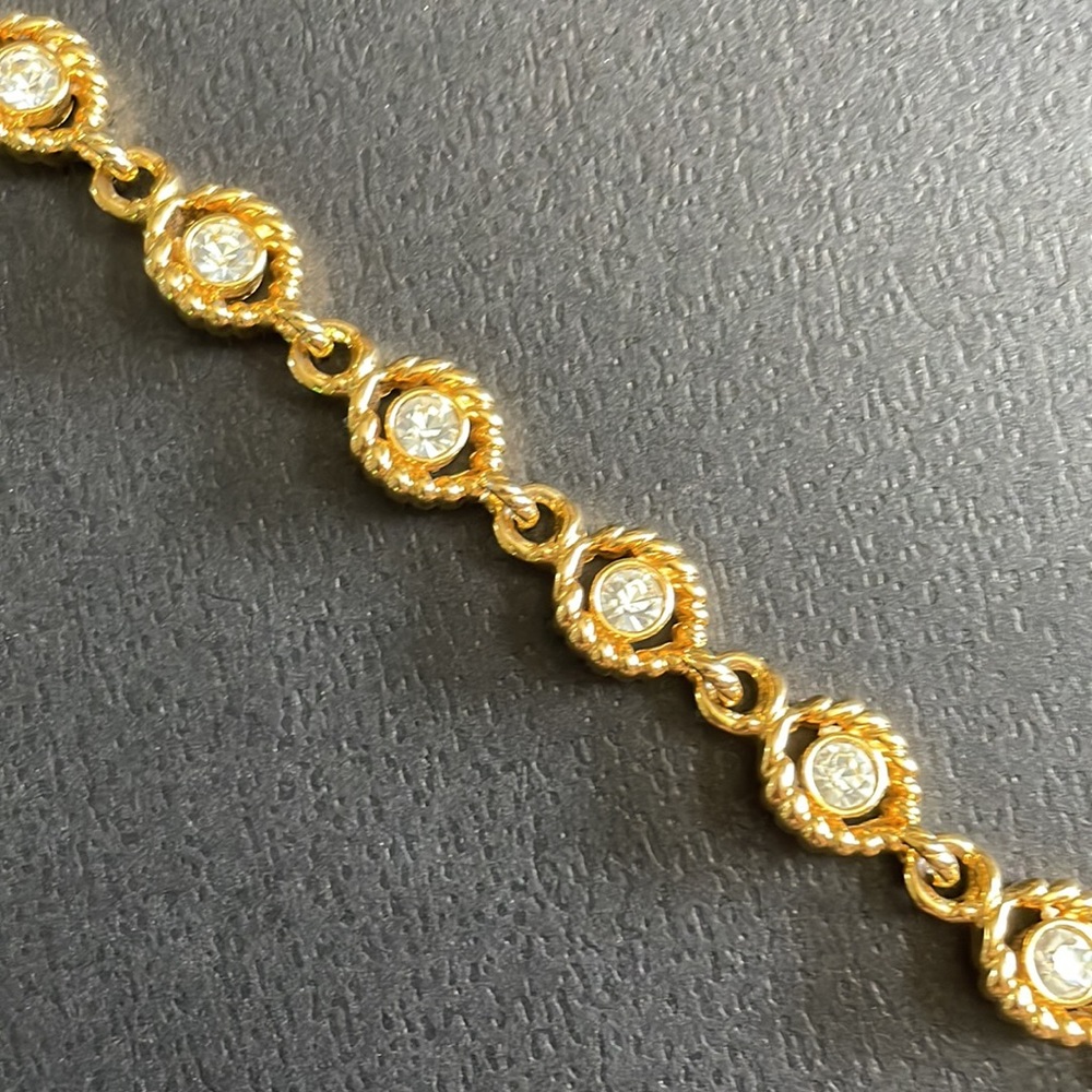 Vintage Crystal gold tone bracelet